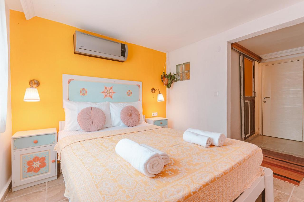 Kuytu Terrace Bed And Breakfast Kaş Eksteriør bilde